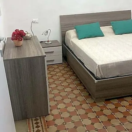 Fontana 56 4*